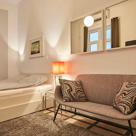 Super Central Studio - With Balcony Budapeşte