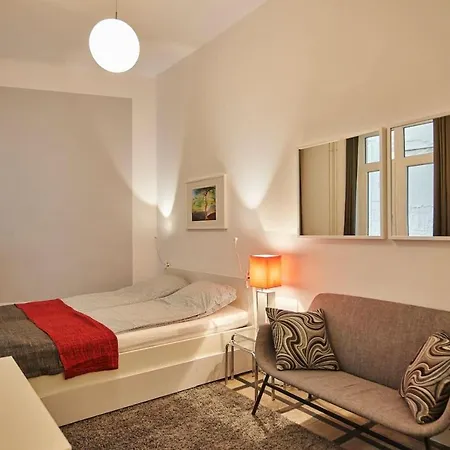 Super Central Studio - With Balcony * Budapest